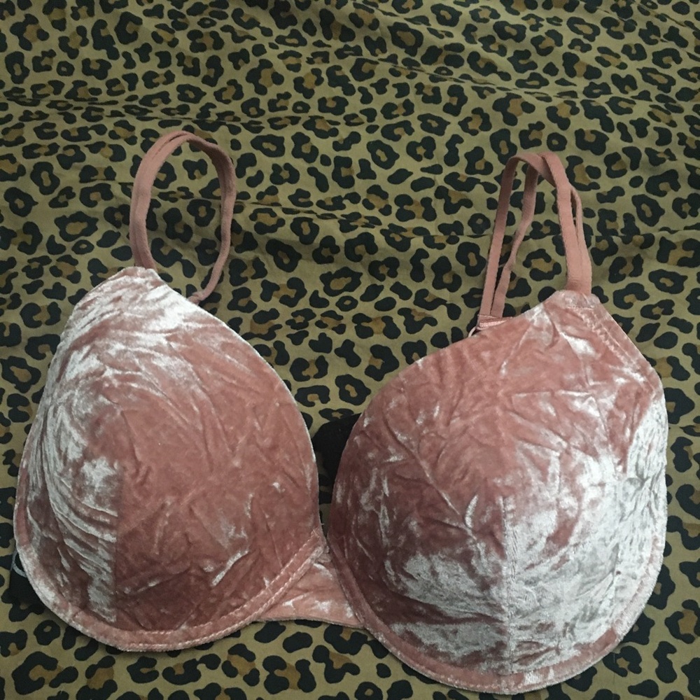 Woman’s BRA